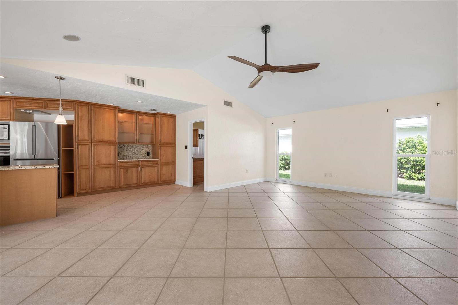1011 Pine Forest Ct Property Photo 18