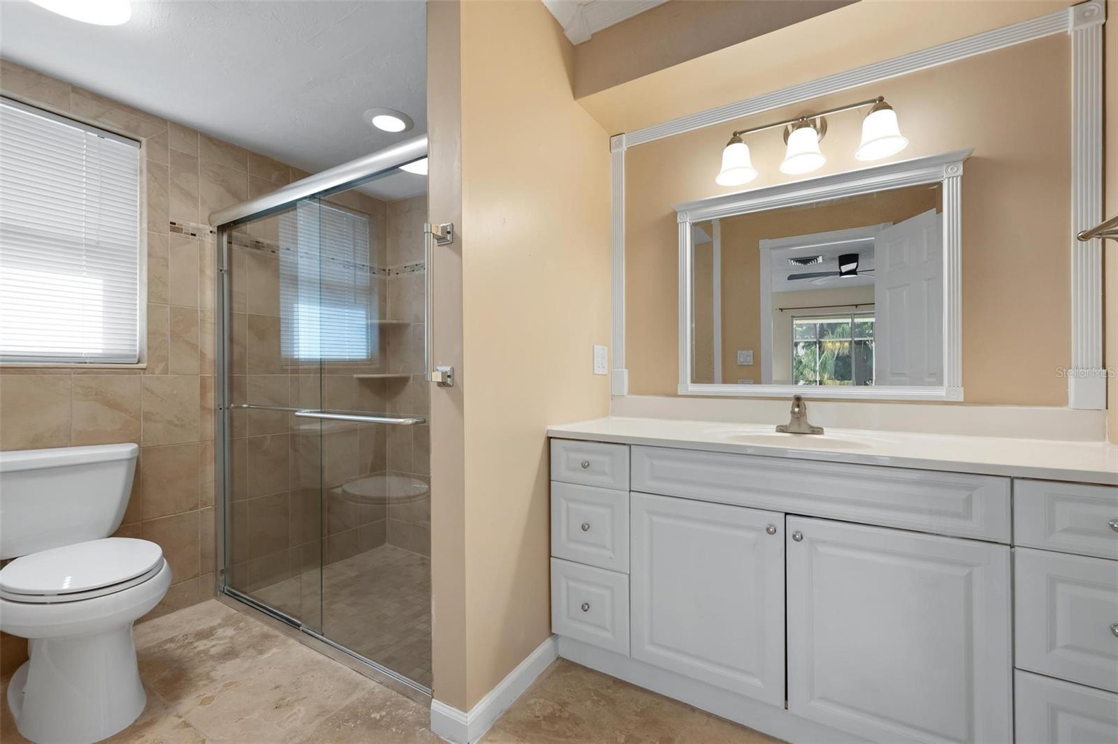1011 Pine Forest Ct Property Photo 25