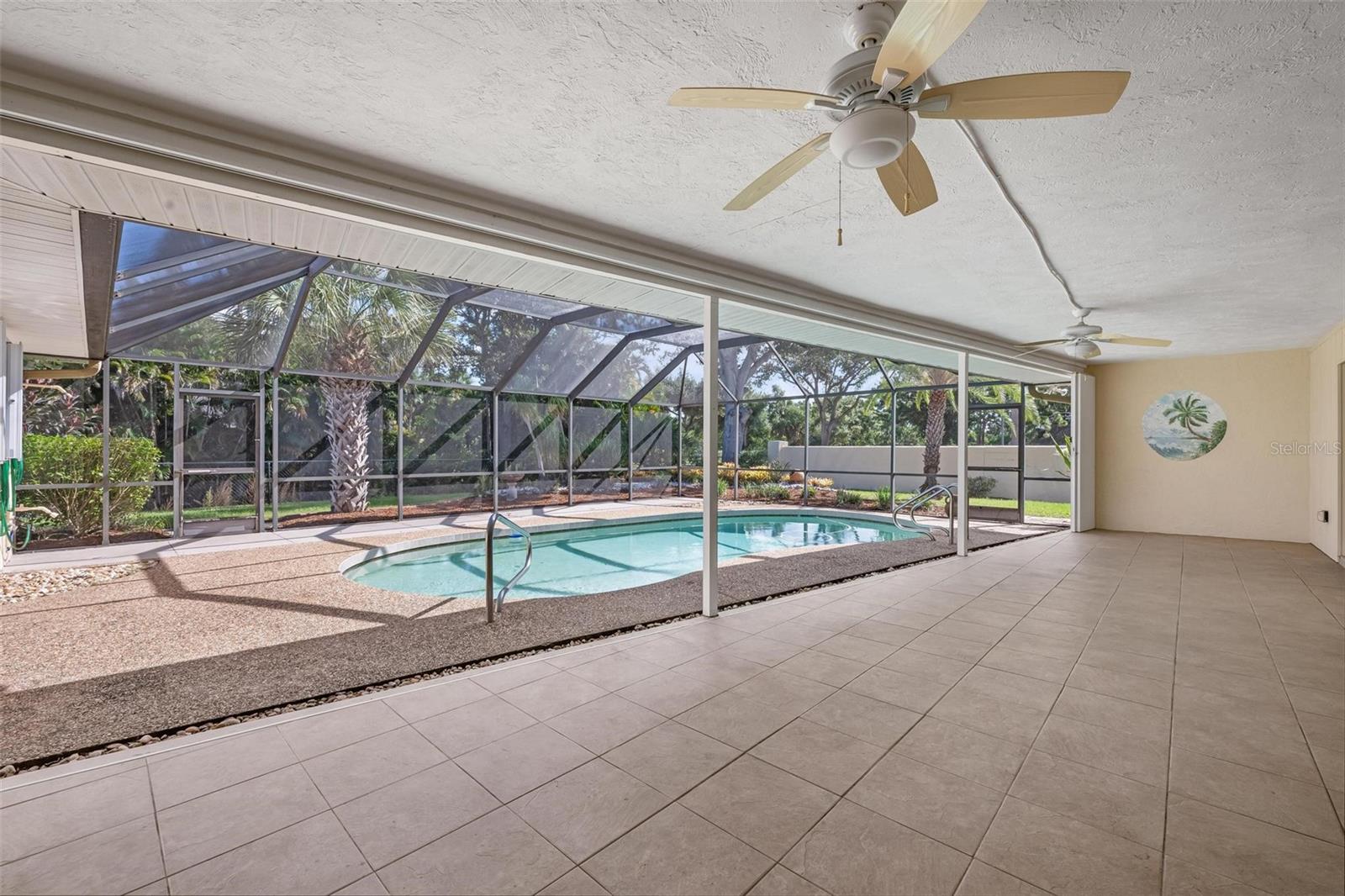 1011 Pine Forest Ct Property Photo 35