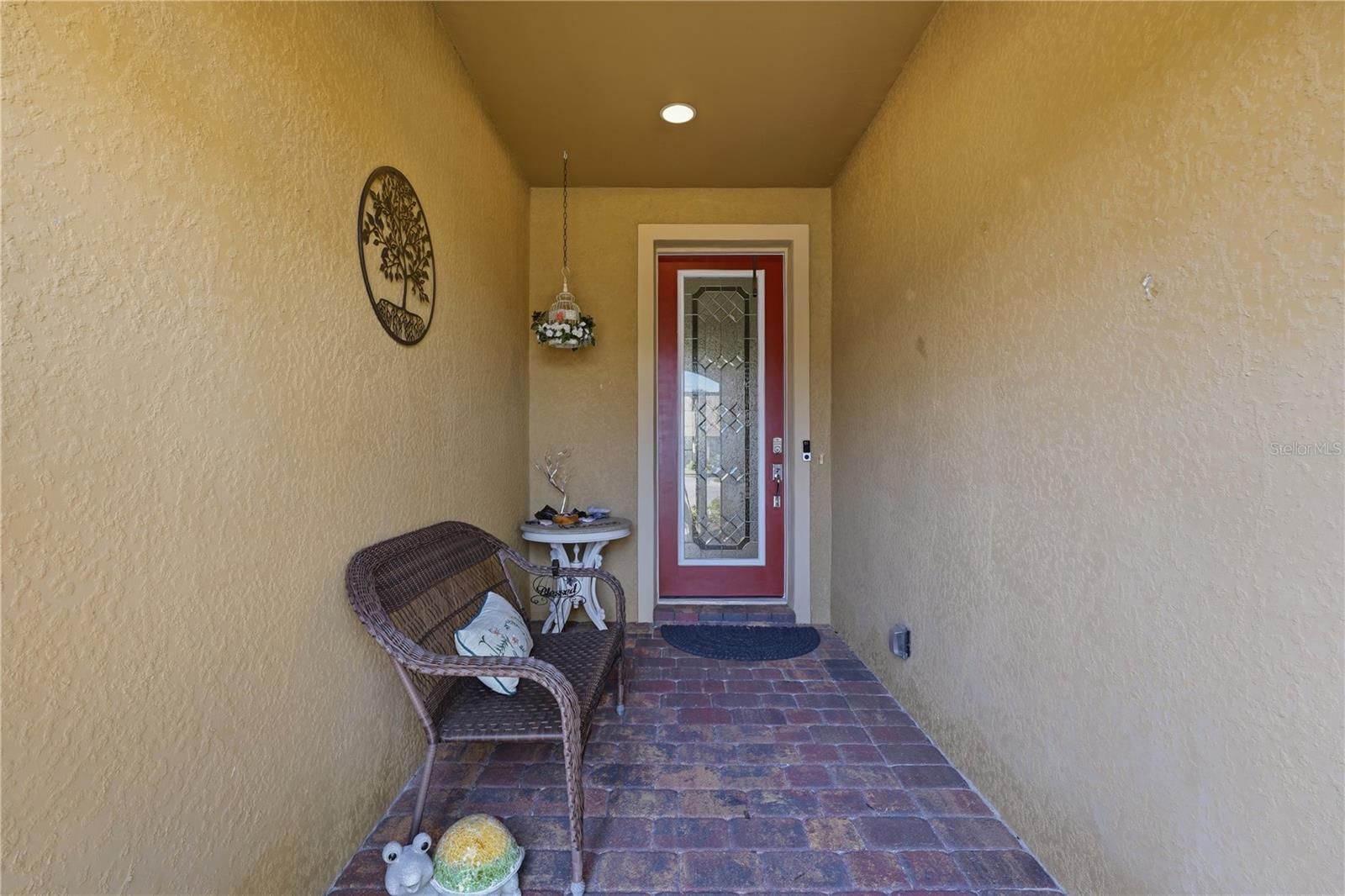 13920 Karina St Property Photo 2