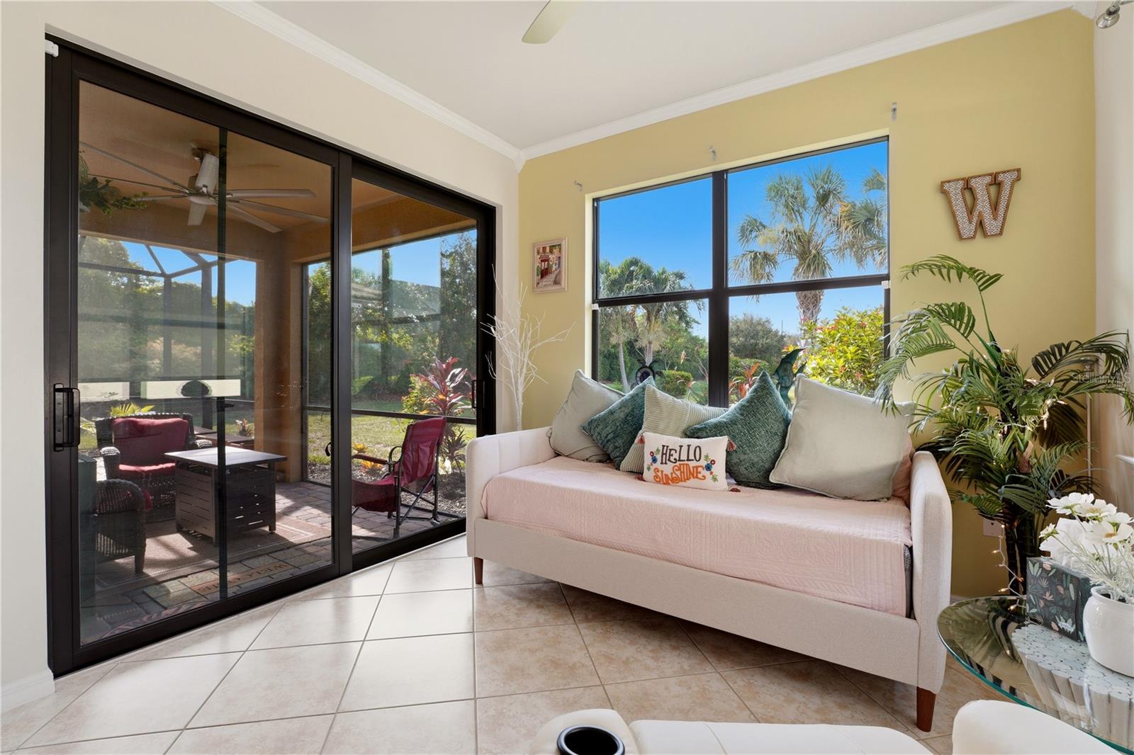 13920 Karina St Property Photo 7