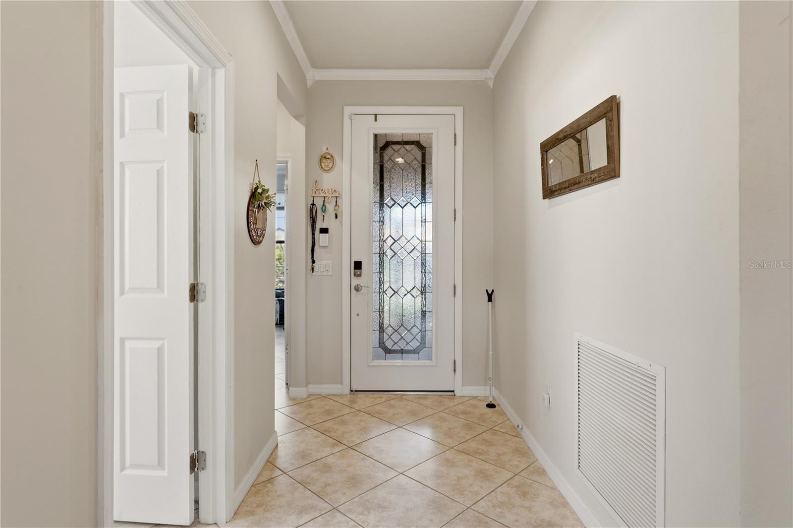 13920 Karina St Property Photo 15