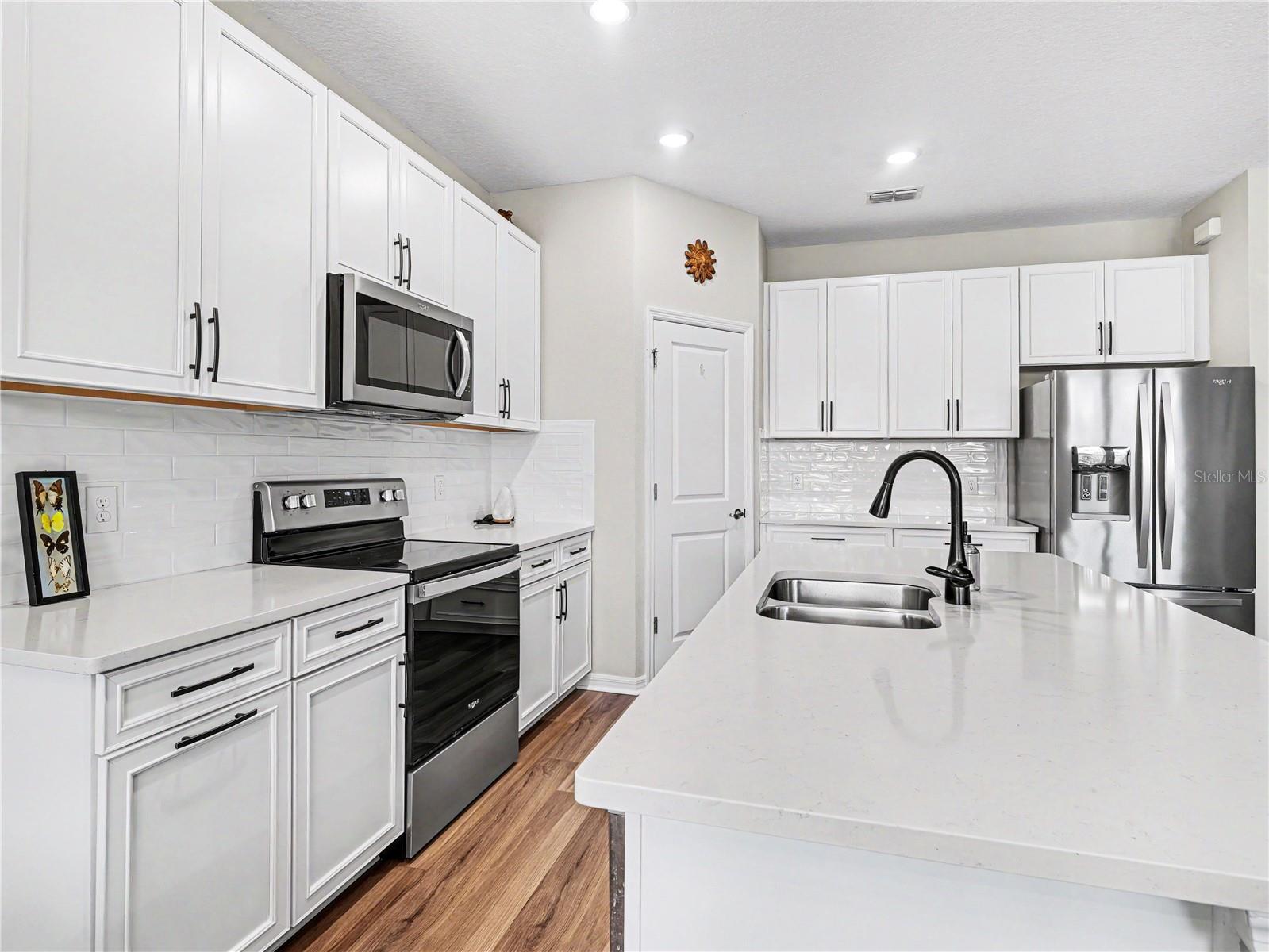 293 Daylily Blvd Property Photo 8