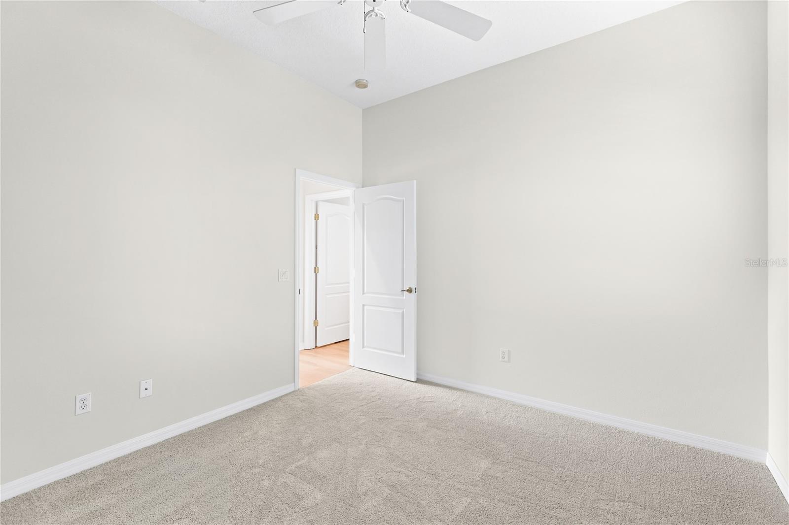 6718 Willow Pond Ln Property Photo 23