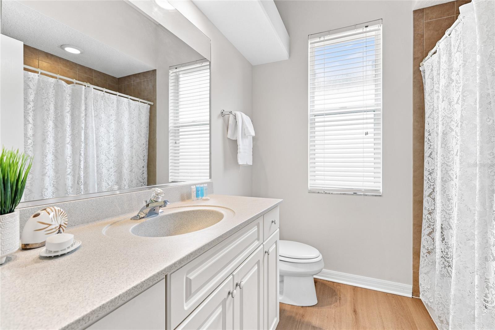 6718 Willow Pond Ln Property Photo 27