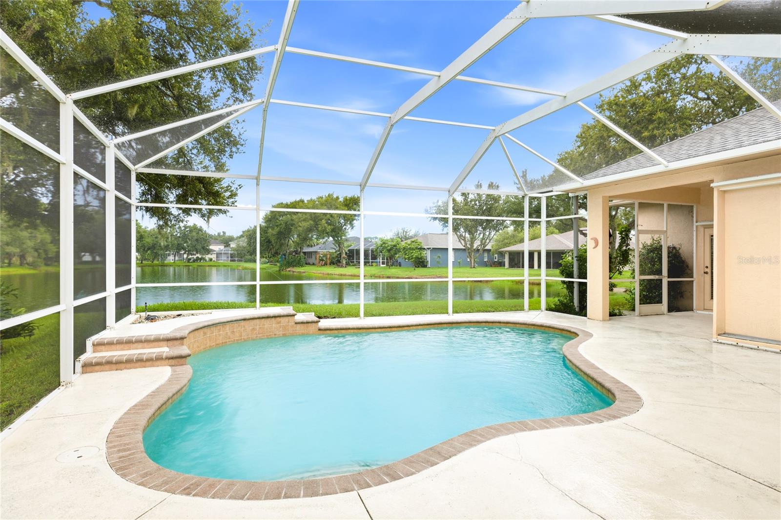 6718 Willow Pond Ln Property Photo 33