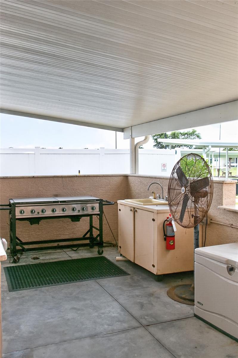 498 Longwood Dr Property Photo 48