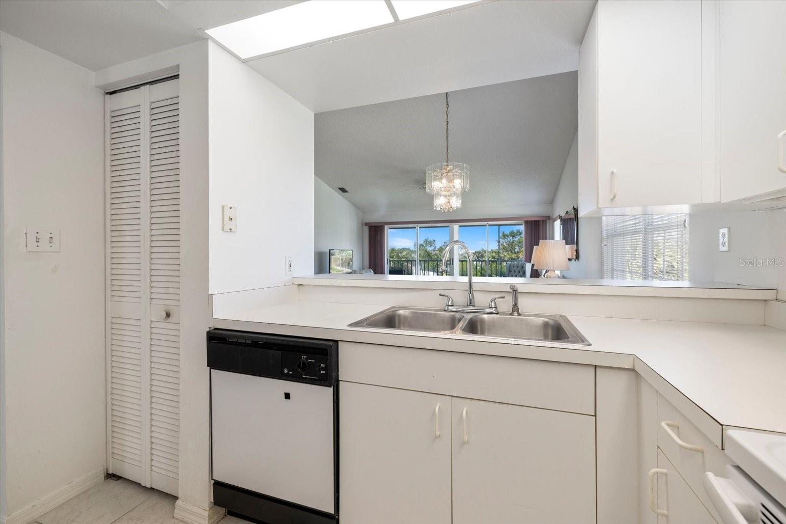 841 Waterside Dr #206 Property Photo 13