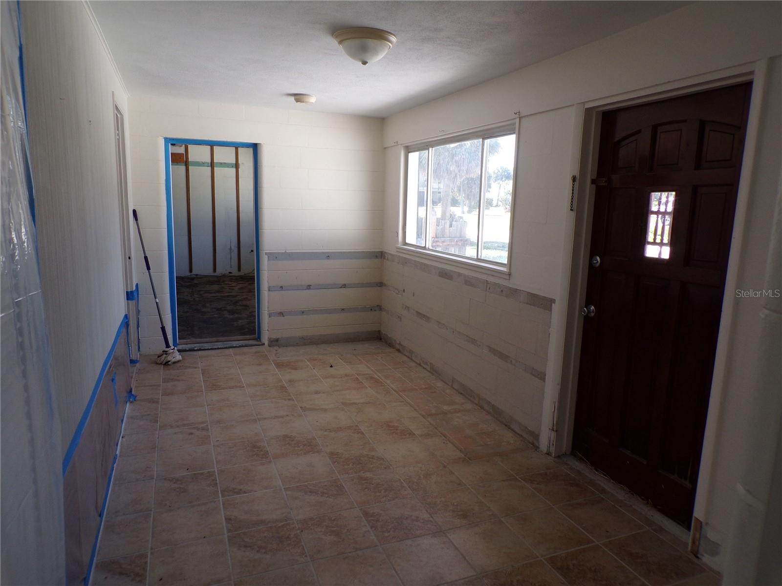 1124 Sunset Dr Property Photo 11
