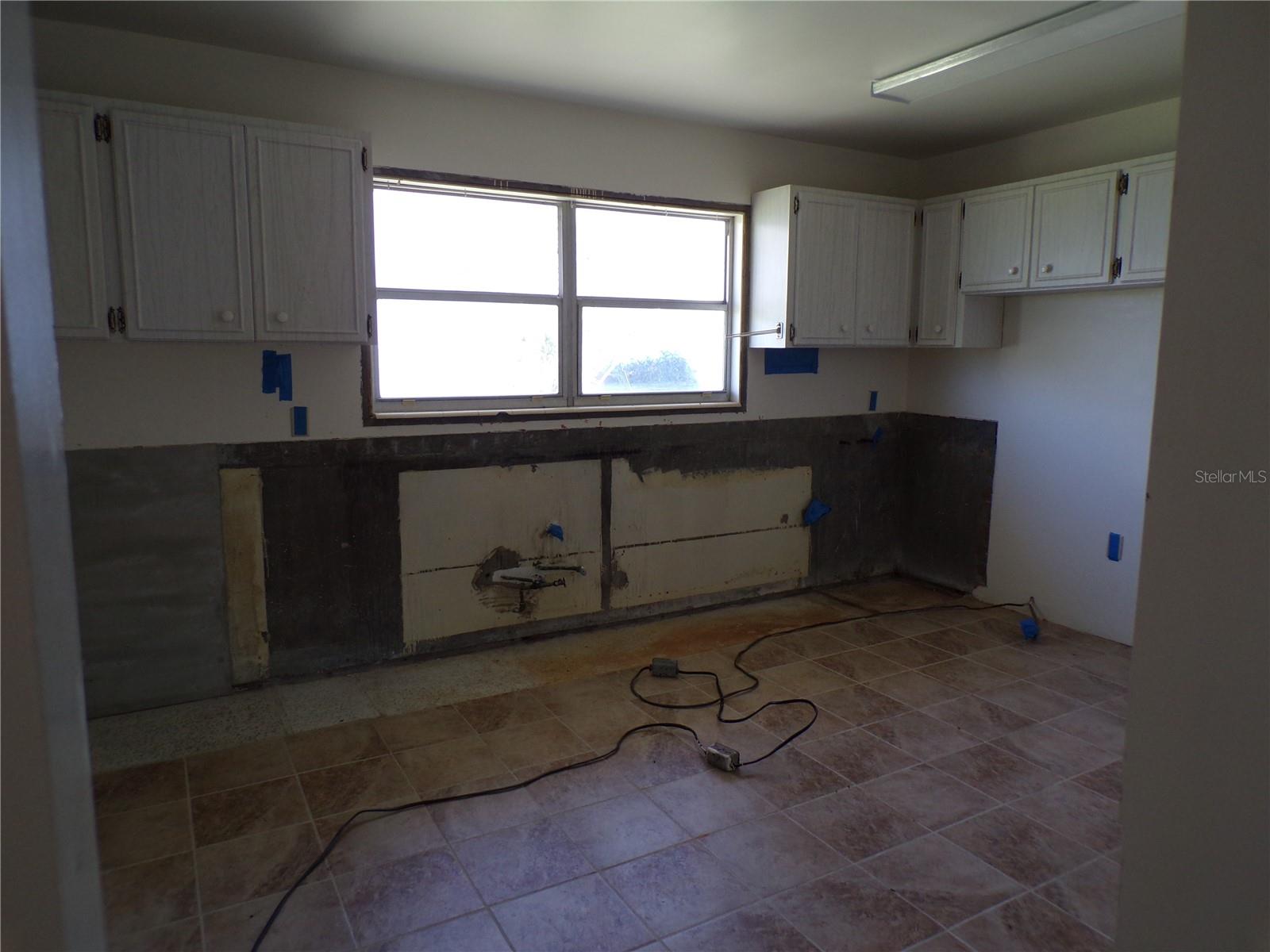 1124 Sunset Dr Property Photo 12