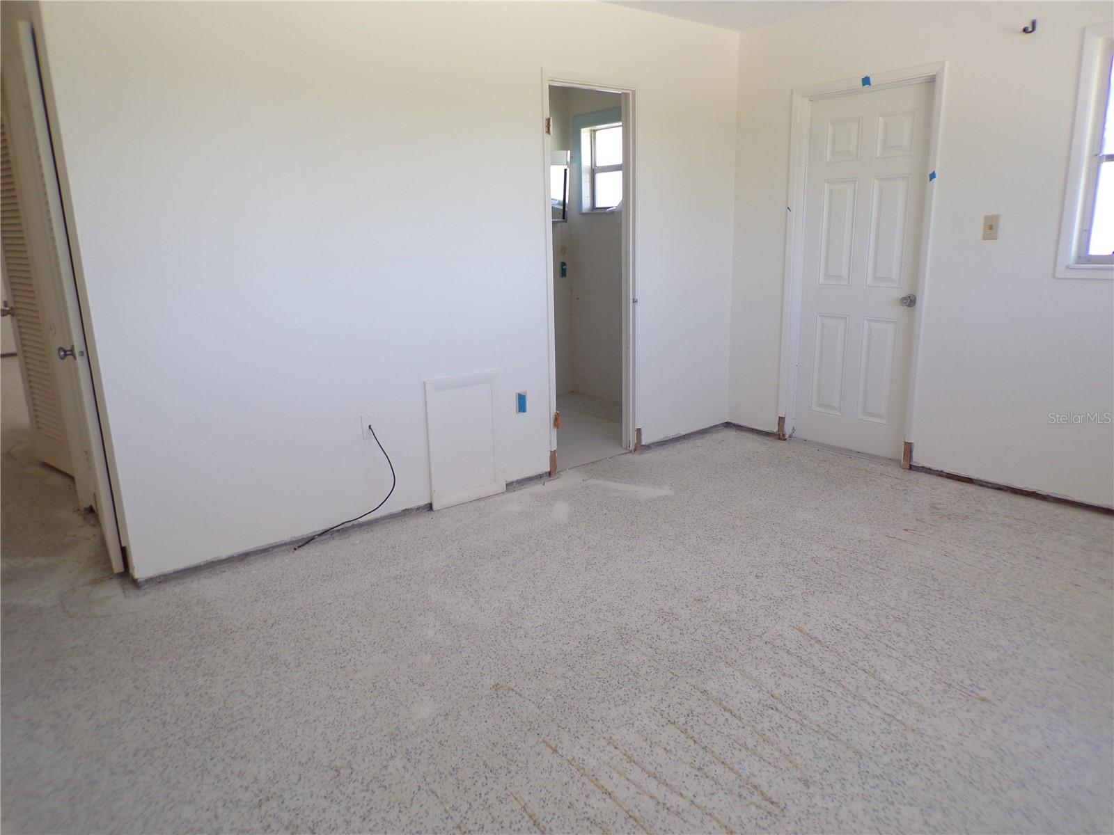 1124 Sunset Dr Property Photo 18