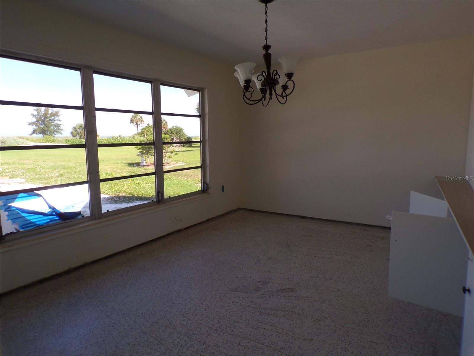 1124 Sunset Dr Property Photo 20