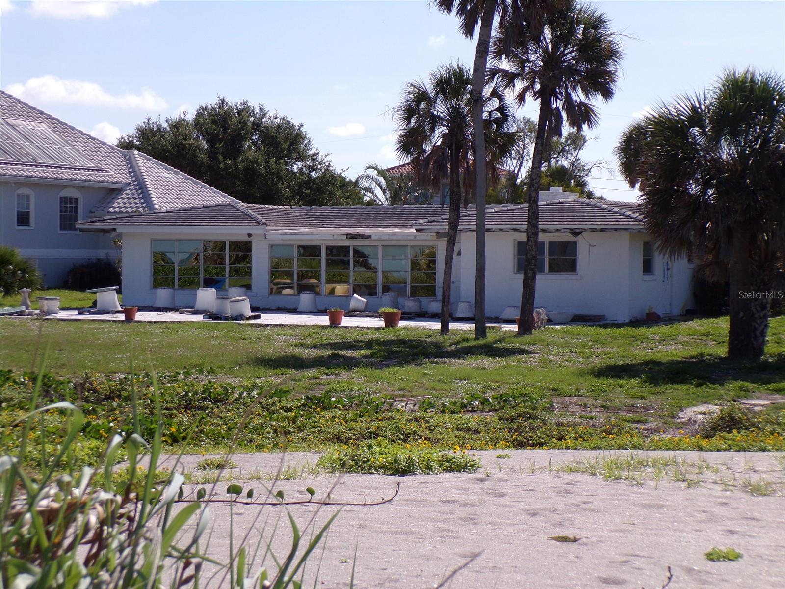 1124 Sunset Dr Property Photo 24
