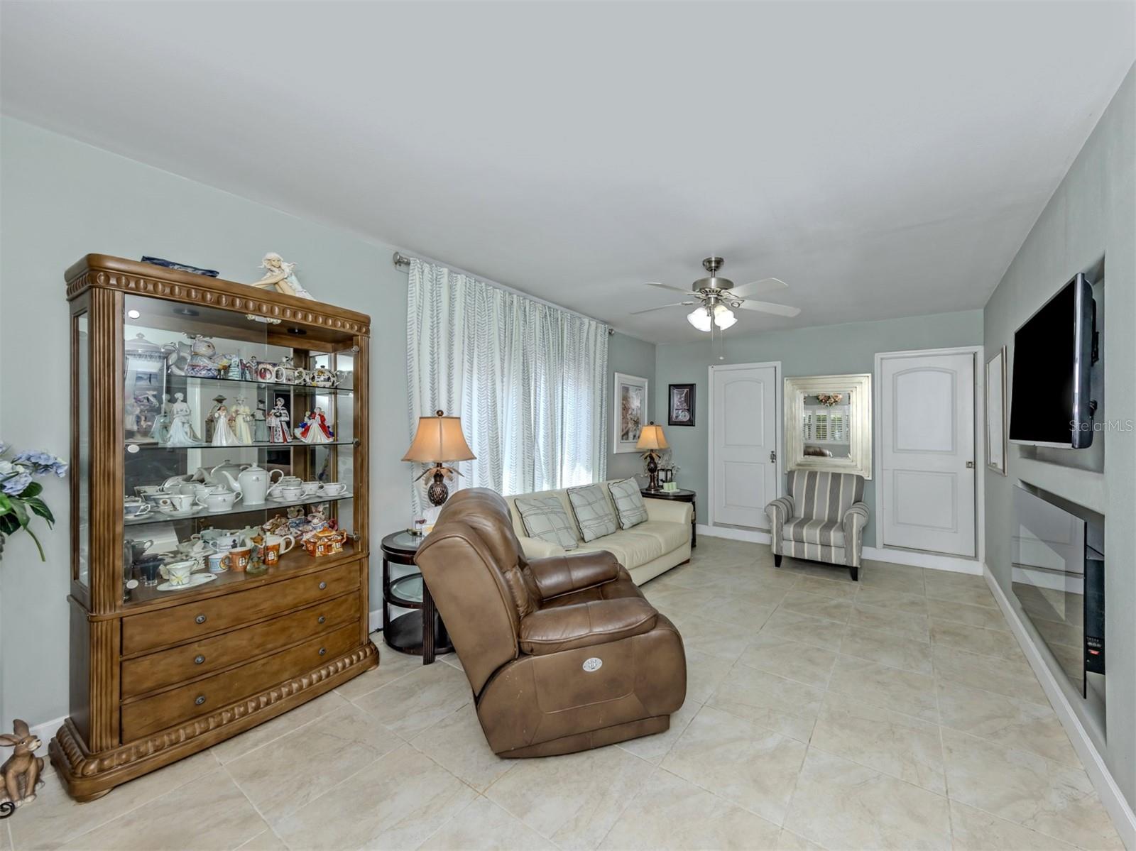 814 Guild Dr Property Photo 8