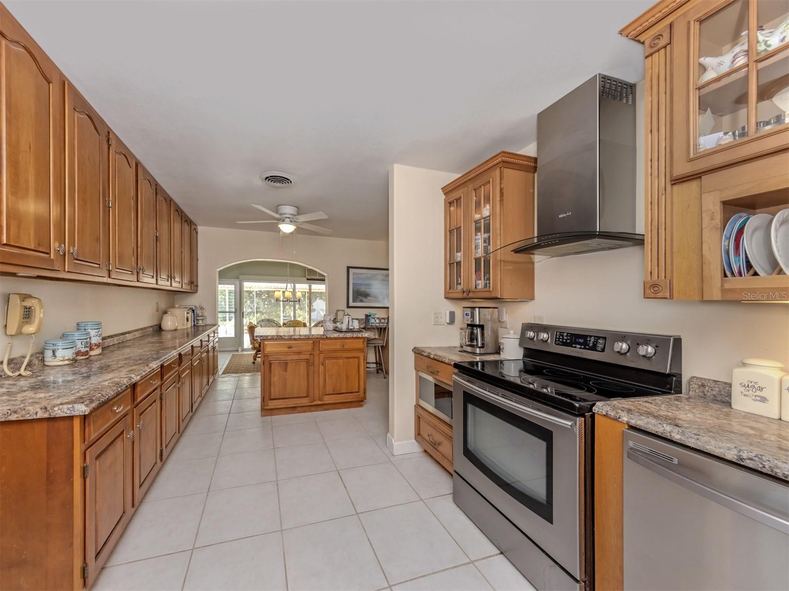 814 Guild Dr Property Photo 13