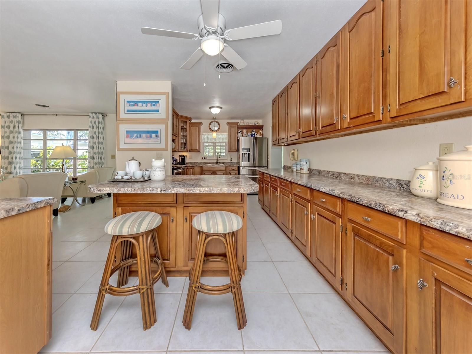 814 Guild Dr Property Photo 16