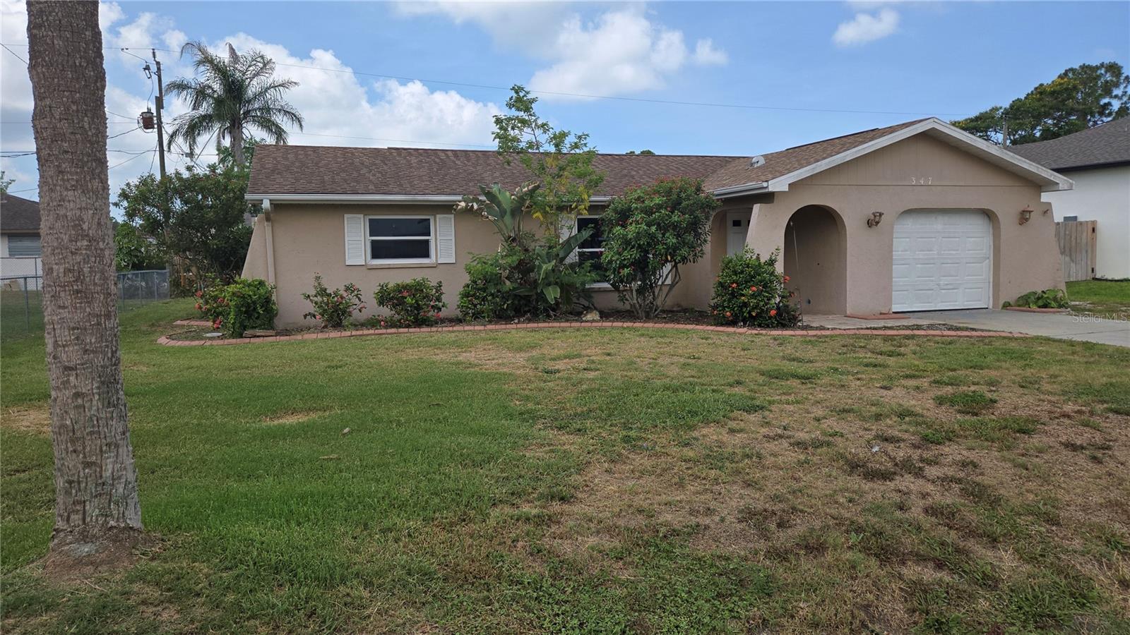 347 HOLLY RD Property Photo 1