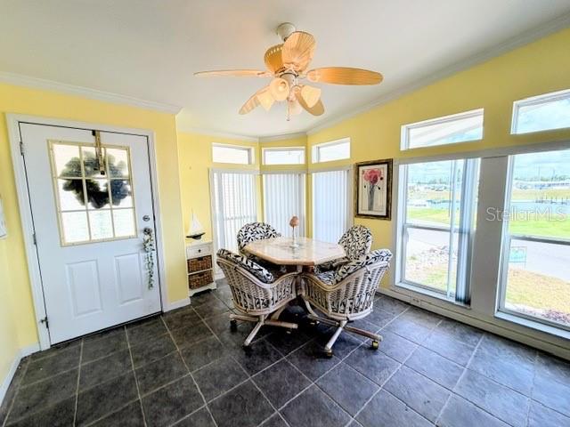 805 S Waterway Property Photo 9