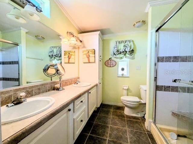 805 S Waterway Property Photo 15
