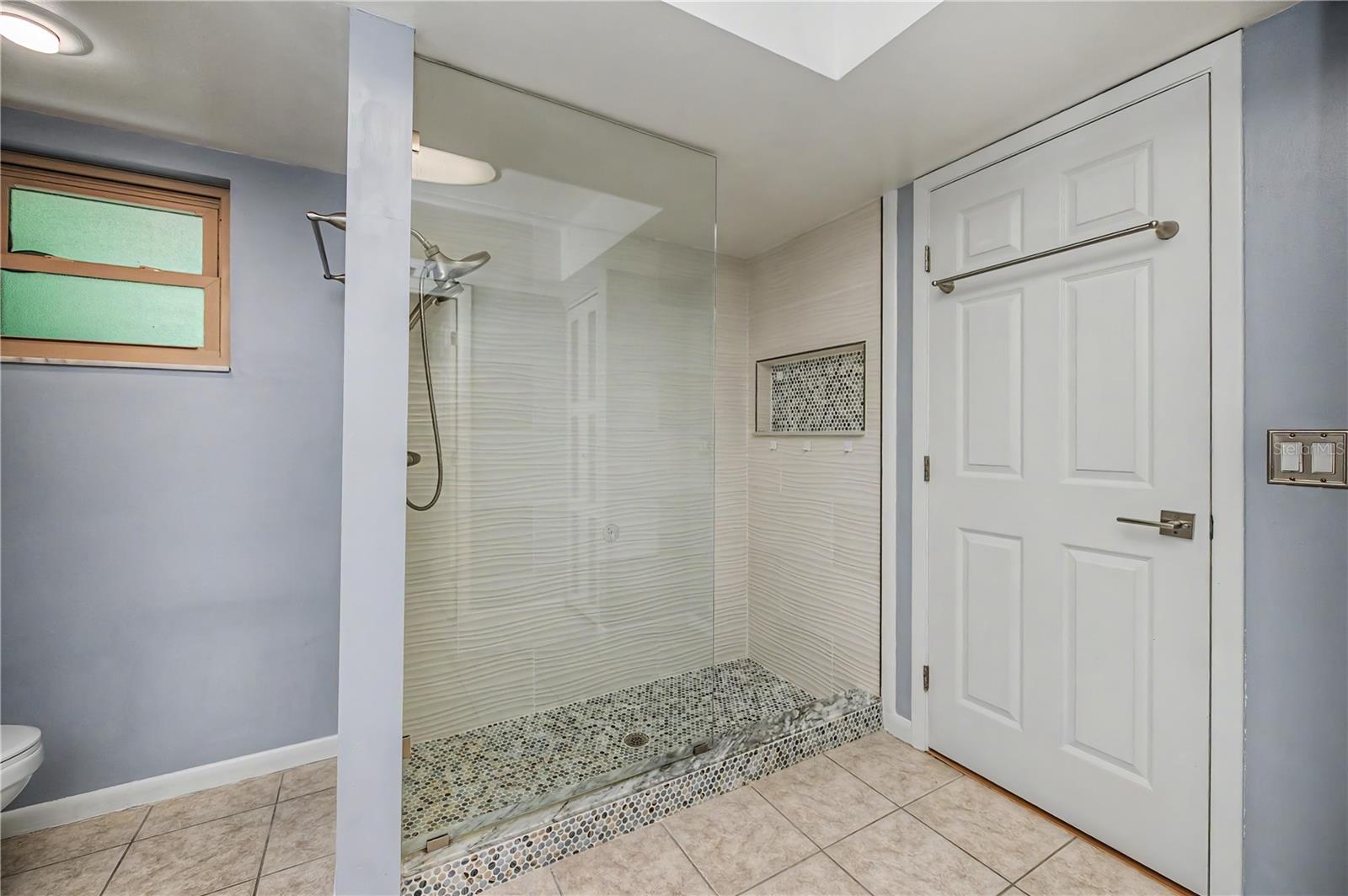 2199 Bendway Dr Property Photo 21
