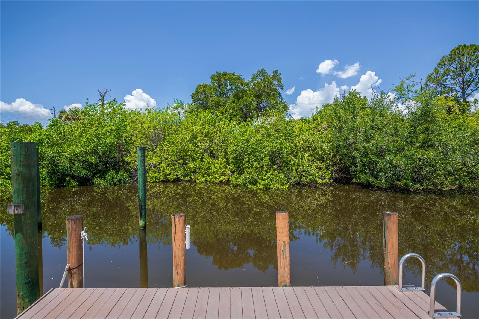 2199 Bendway Dr Property Photo 43