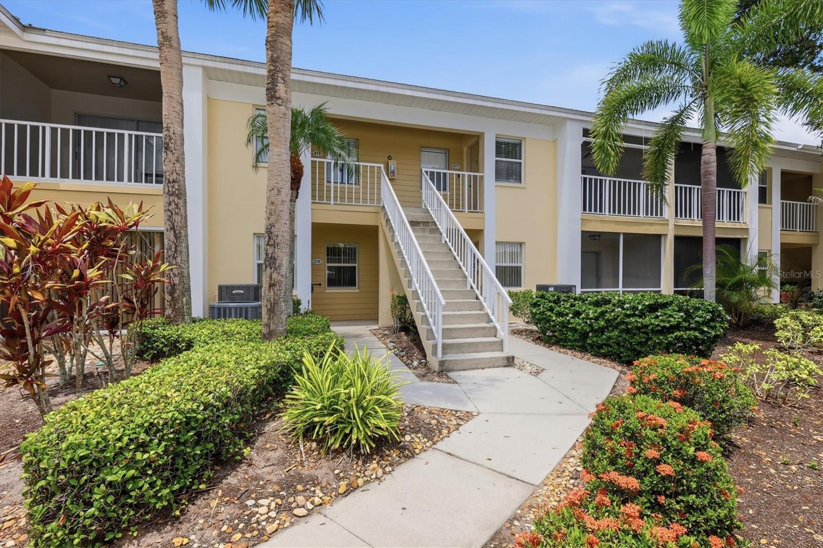 421 CERROMAR TER #370 Property Photo 1