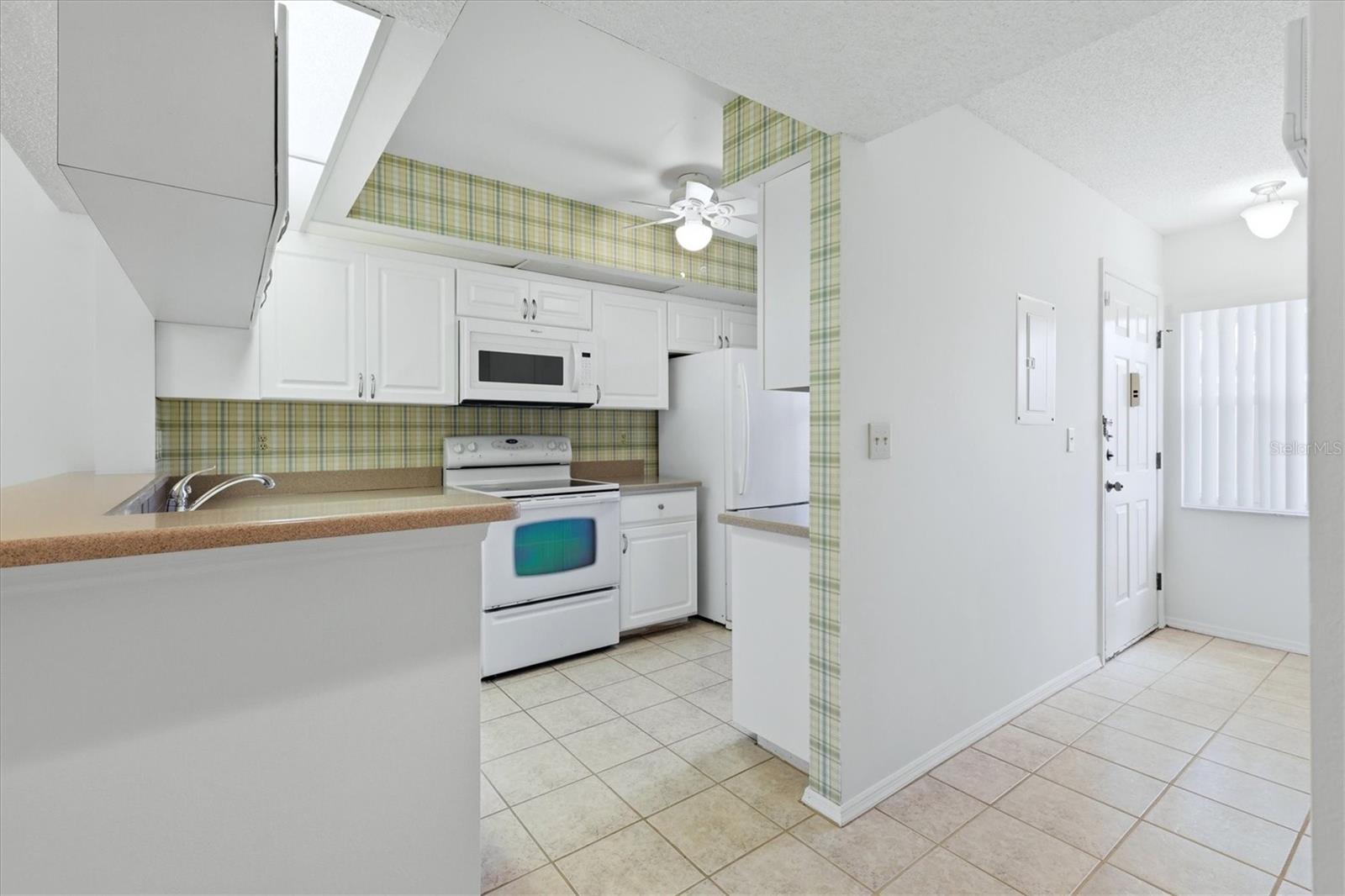 421 Cerromar Ter #370 Property Photo 10