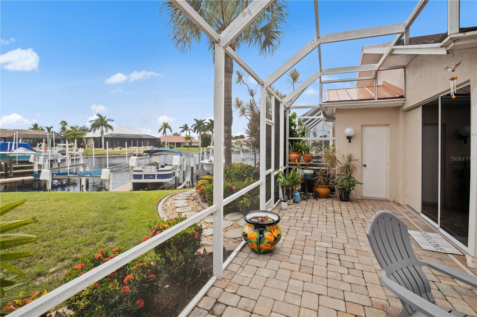 1217 Gorda Cay Ln Property Photo 10
