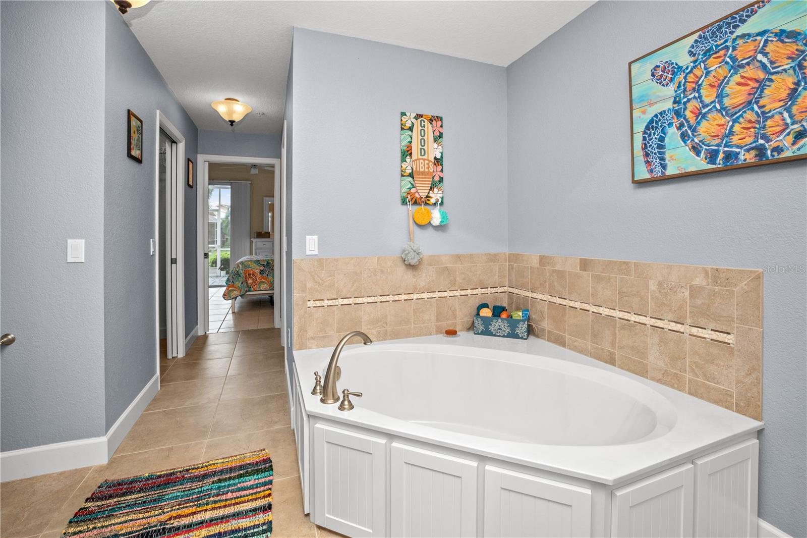 1217 Gorda Cay Ln Property Photo 24