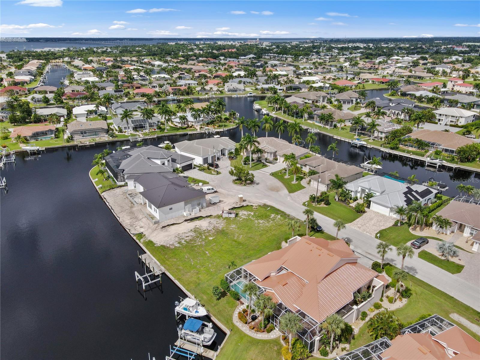 1217 Gorda Cay Ln Property Photo 39