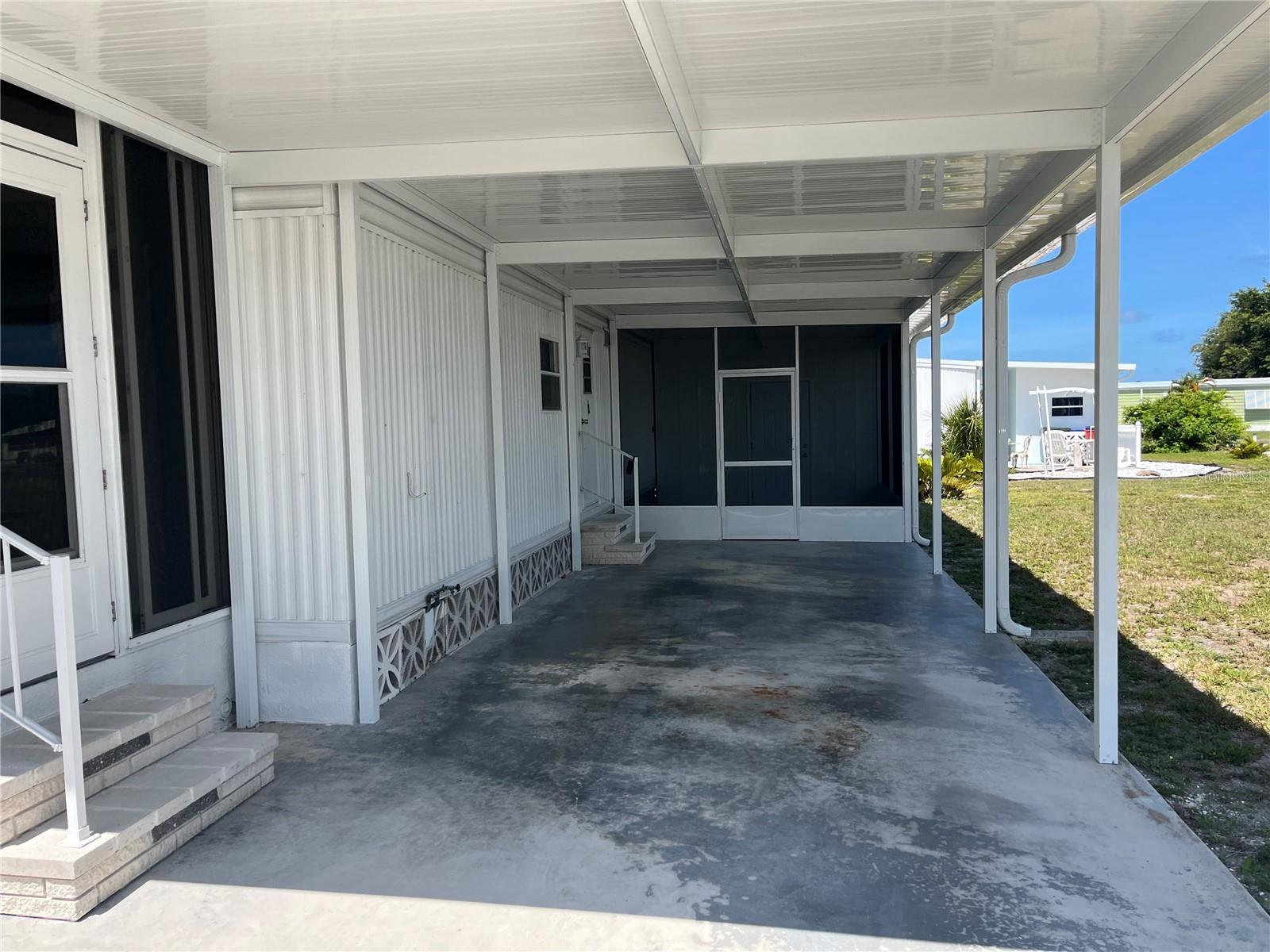 891 Grado Dr Property Photo 3