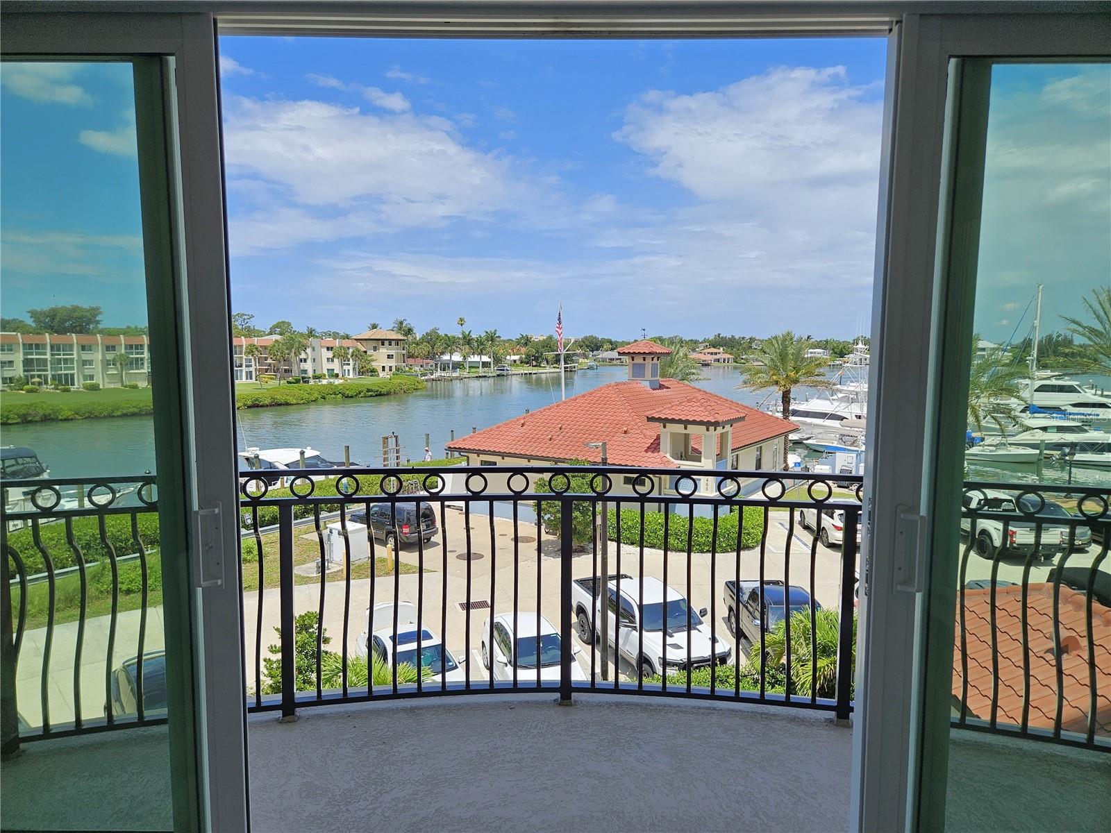 503 Tamiami Trl N #301 Property Photo 12