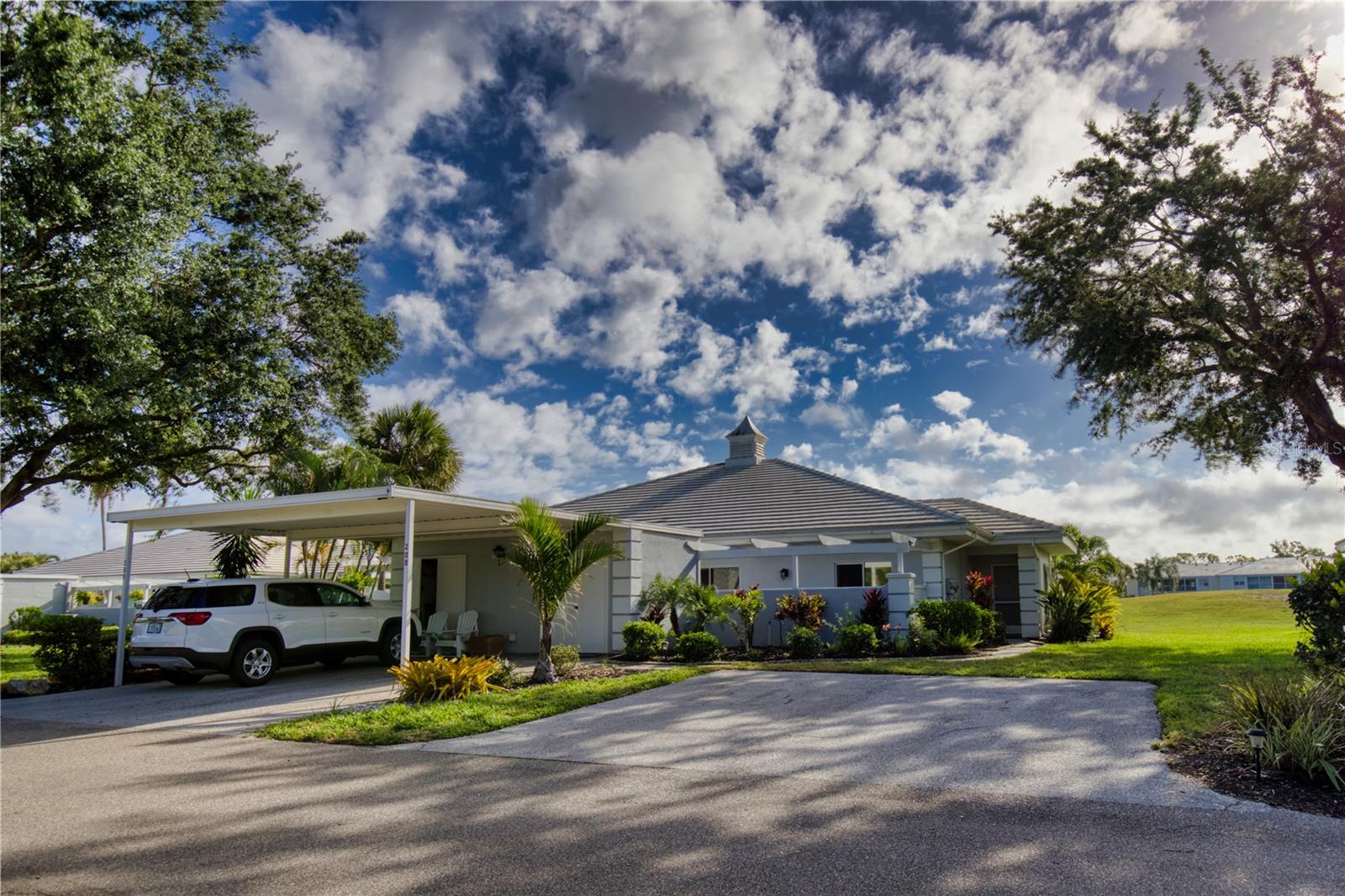208 CERROMAR WAY S #26 Property Photo 1