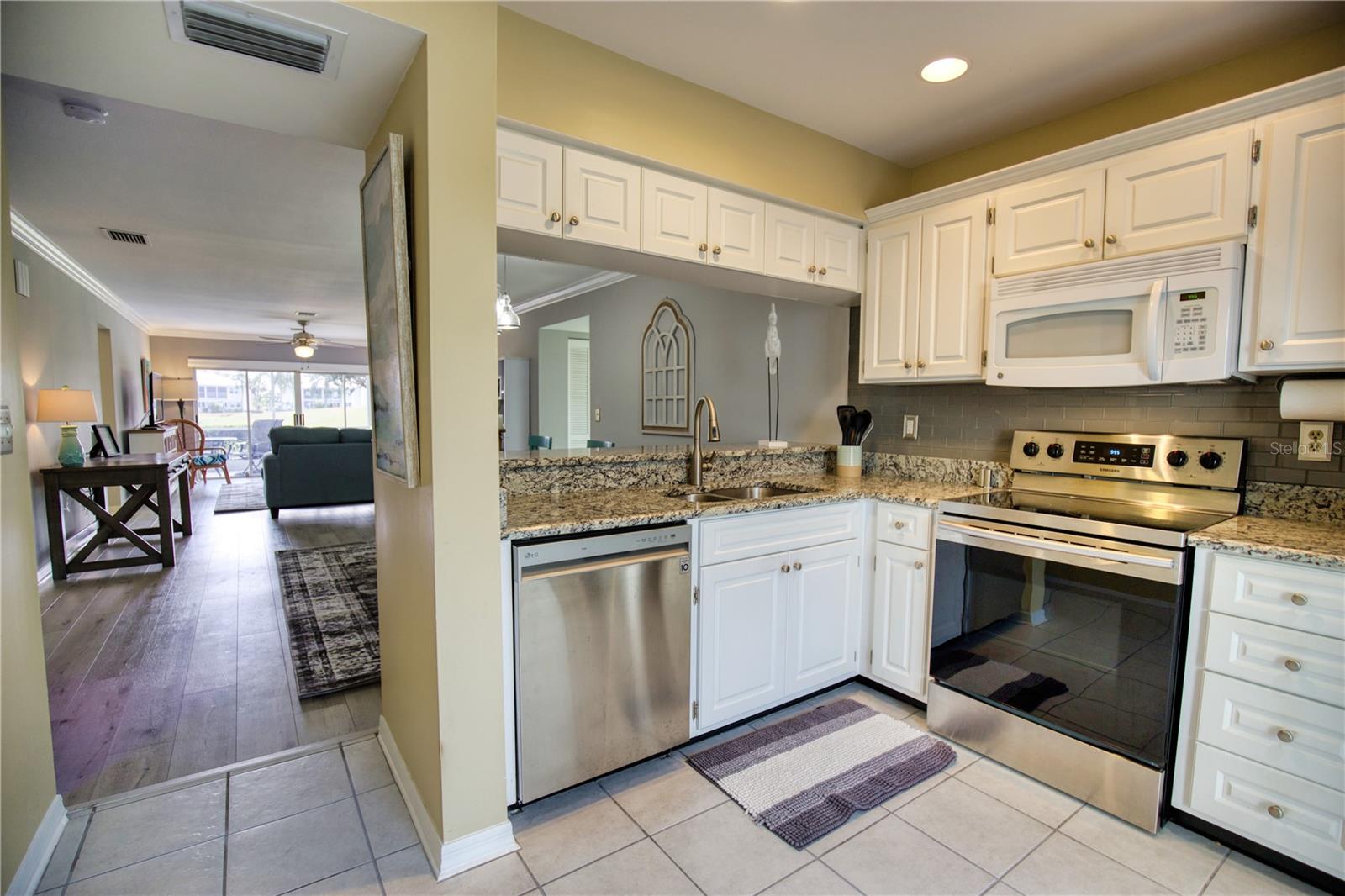 208 Cerromar Way S #26 Property Photo 22