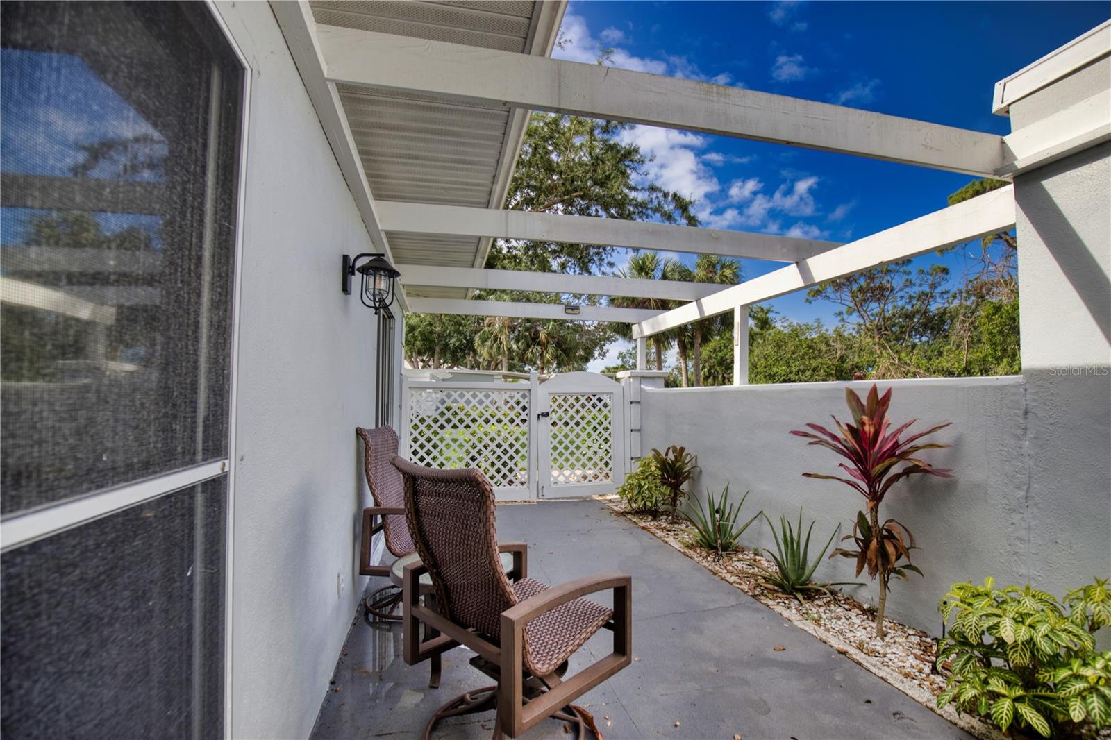 208 Cerromar Way S #26 Property Photo 43