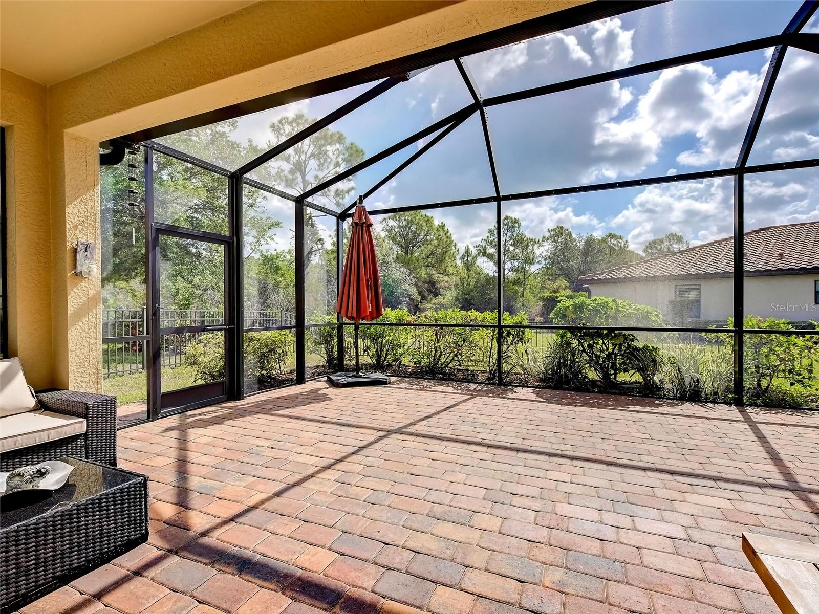 12390 Cinqueterre Dr Property Photo 57