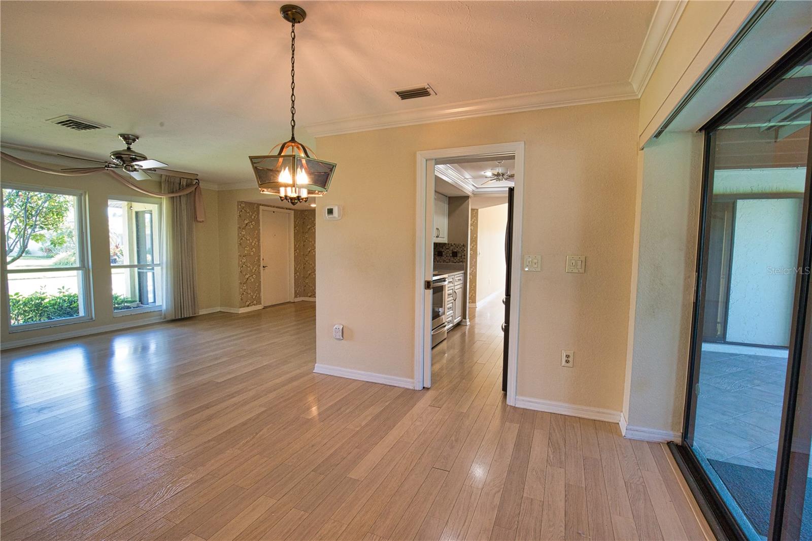 902 Pinehurst Ln Property Photo 13