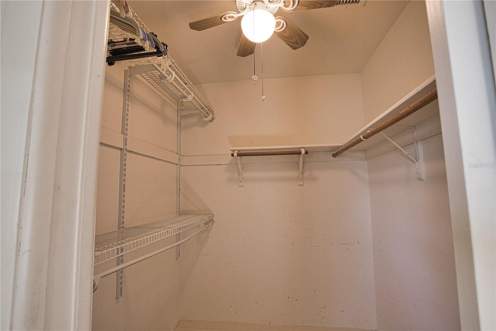 902 Pinehurst Ln Property Photo 48