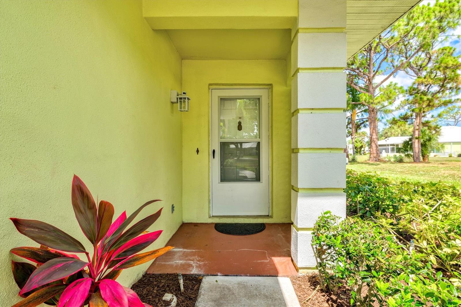 316 Wexford Ter #167 Property Photo 3