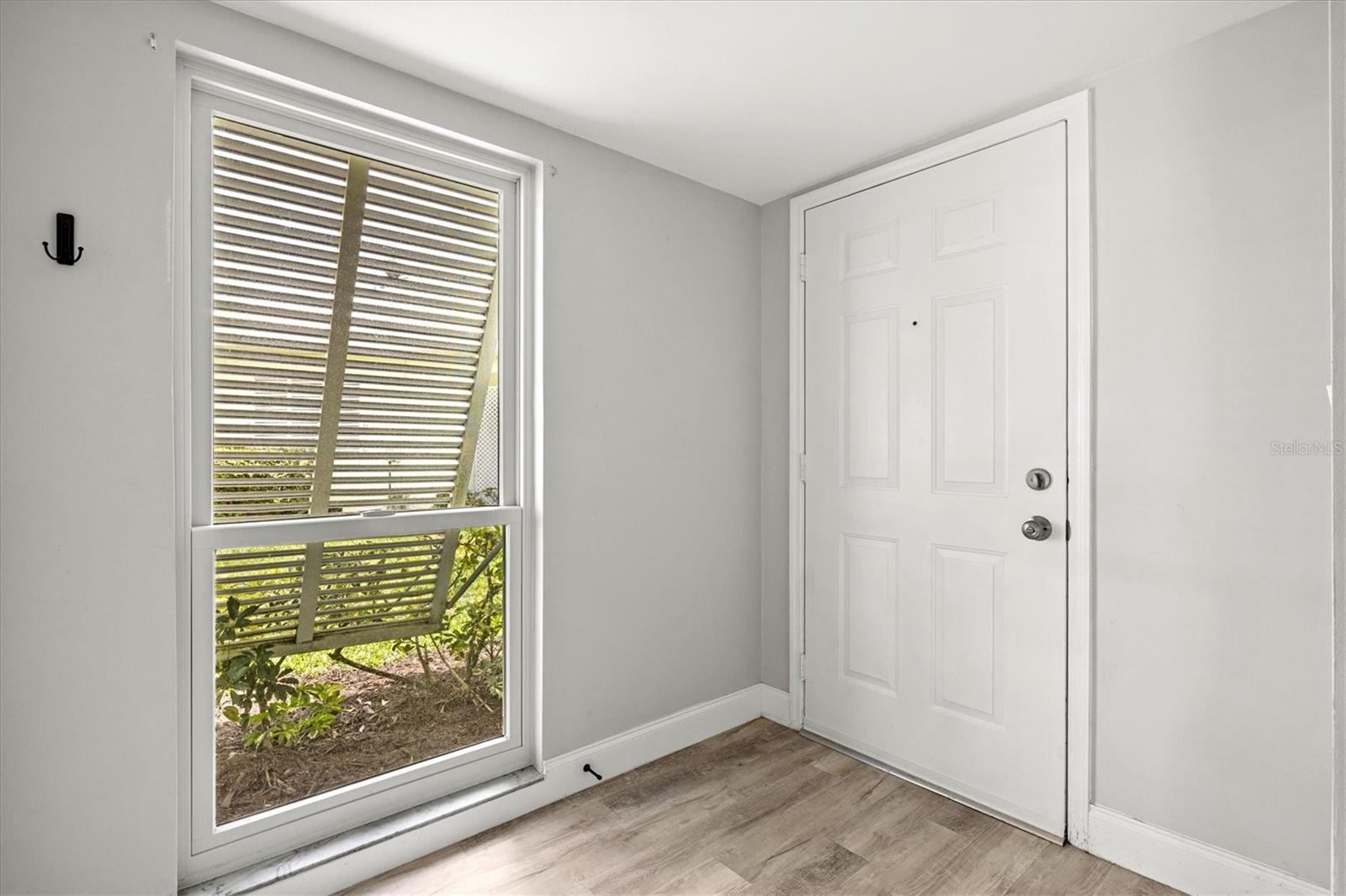 316 Wexford Ter #167 Property Photo 5