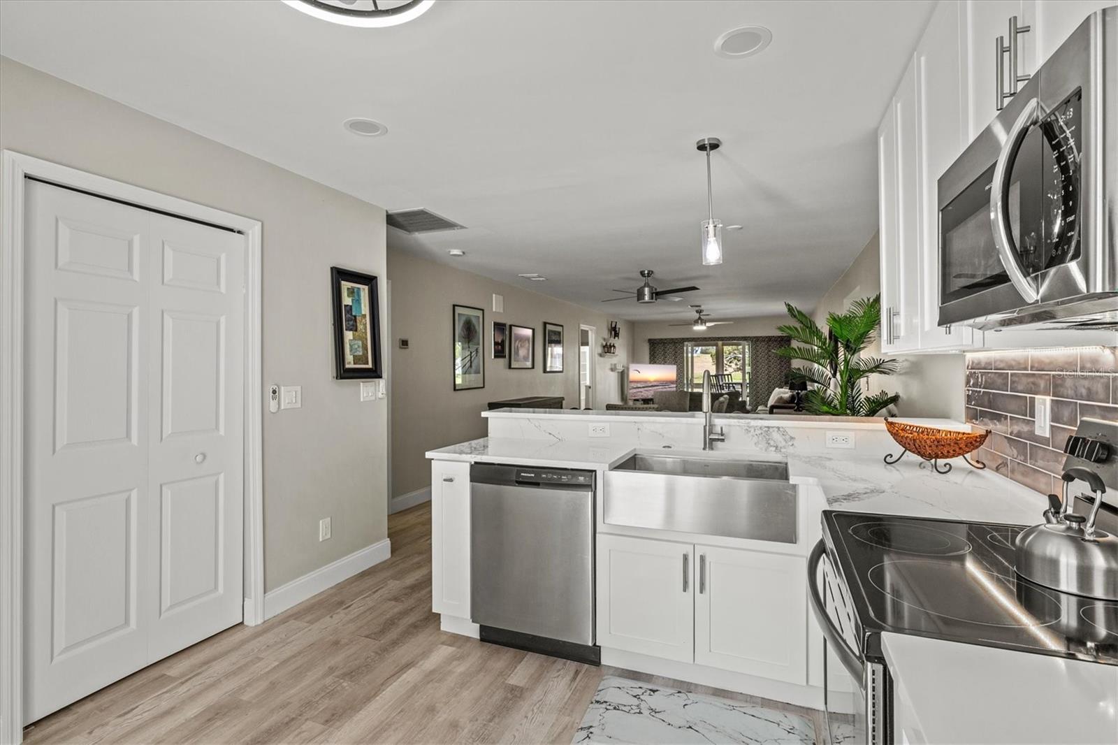 316 Wexford Ter #167 Property Photo 13
