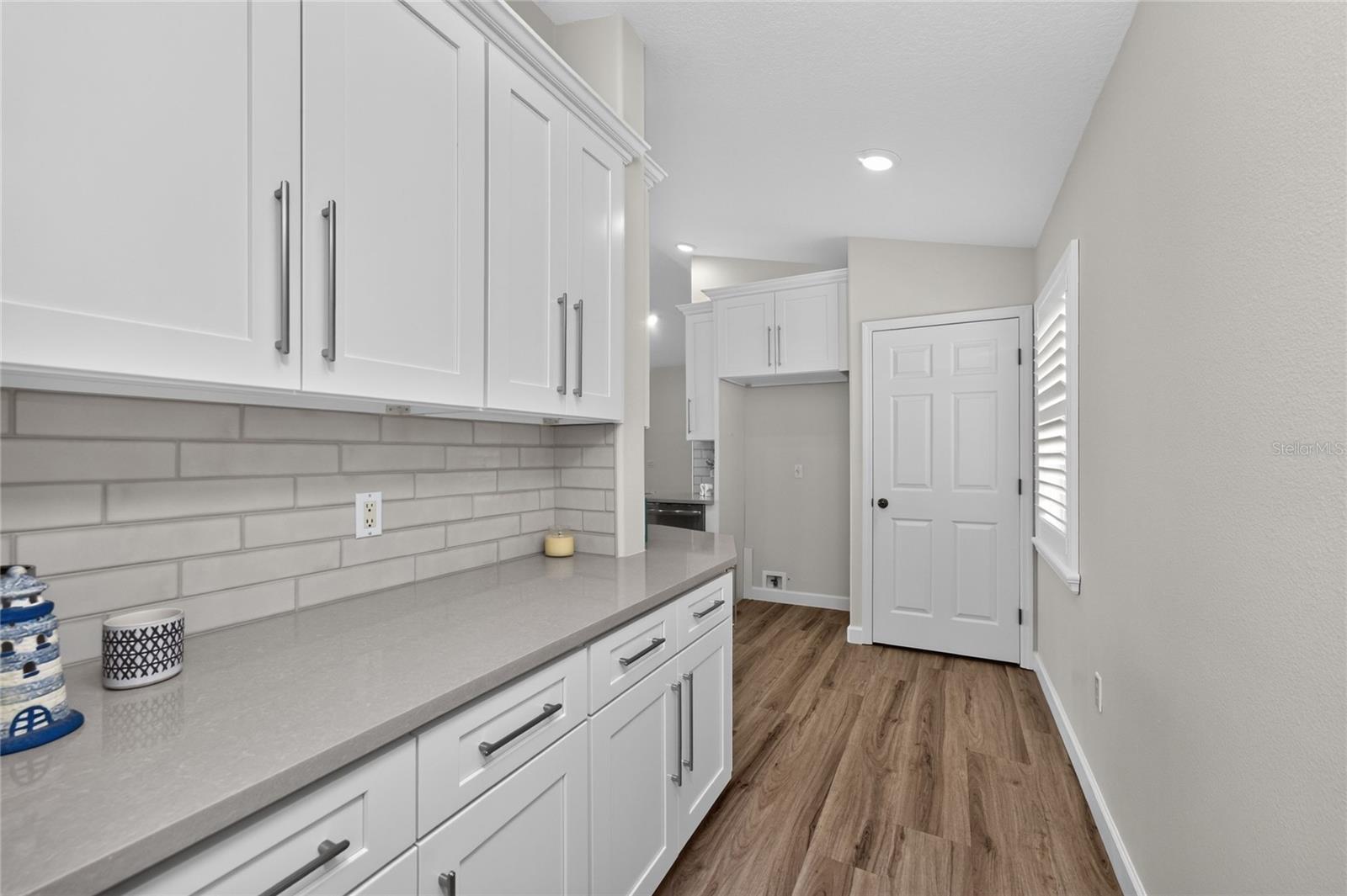 1251 Harbor Town Way Property Photo 15