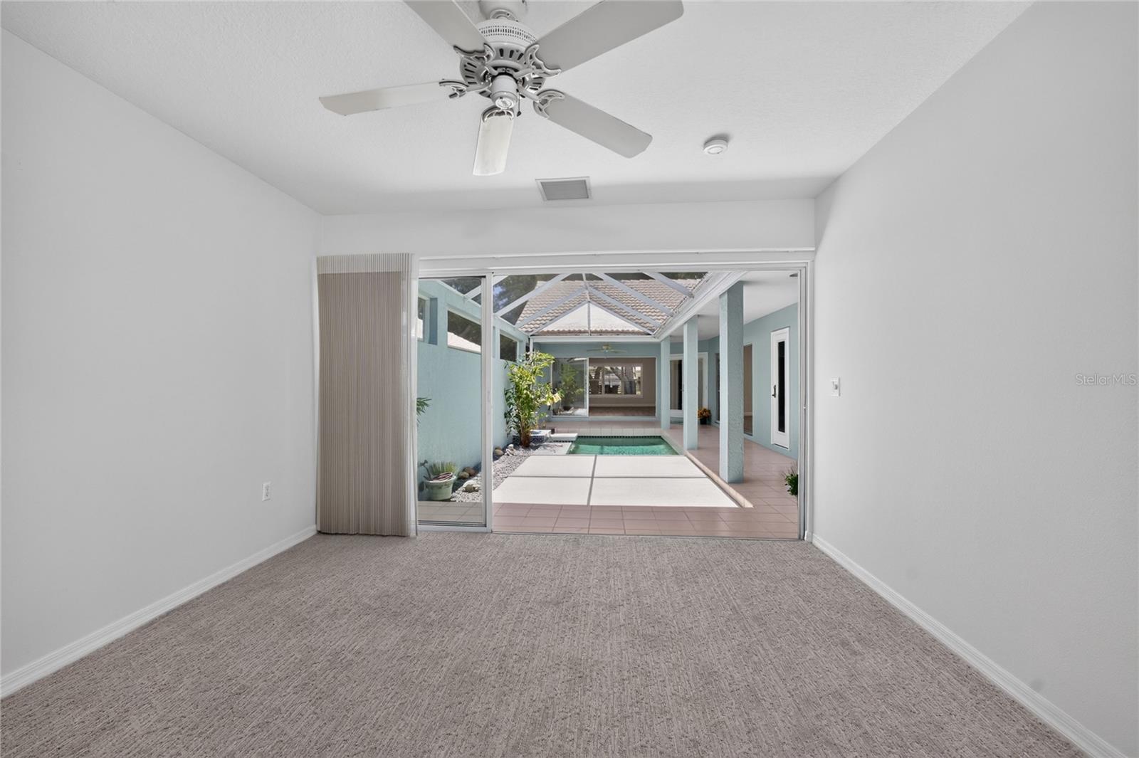 1251 Harbor Town Way Property Photo 32