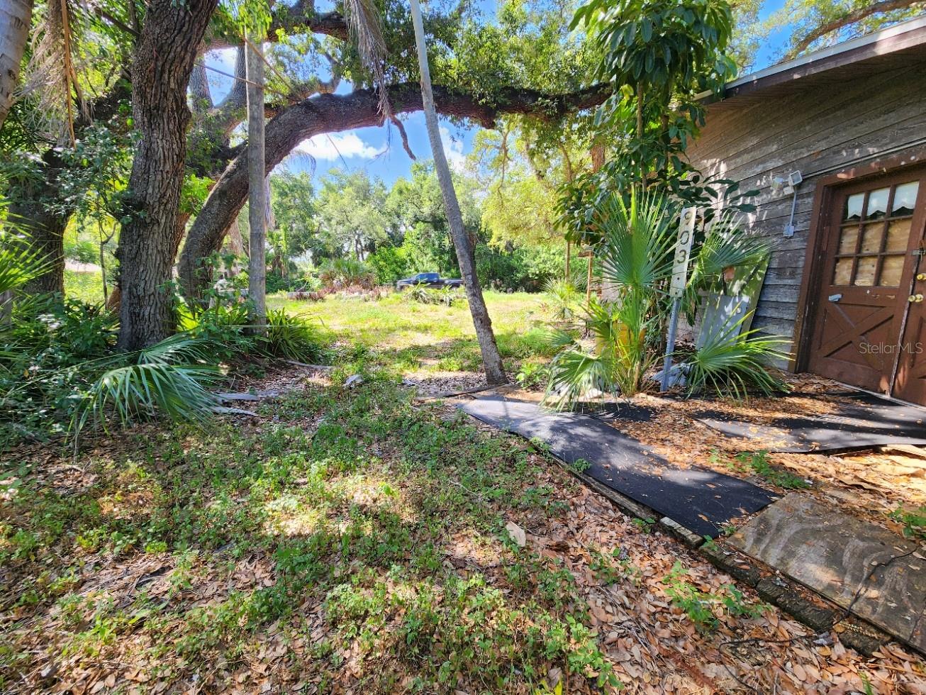 Shamrock Dr Property Photo 12