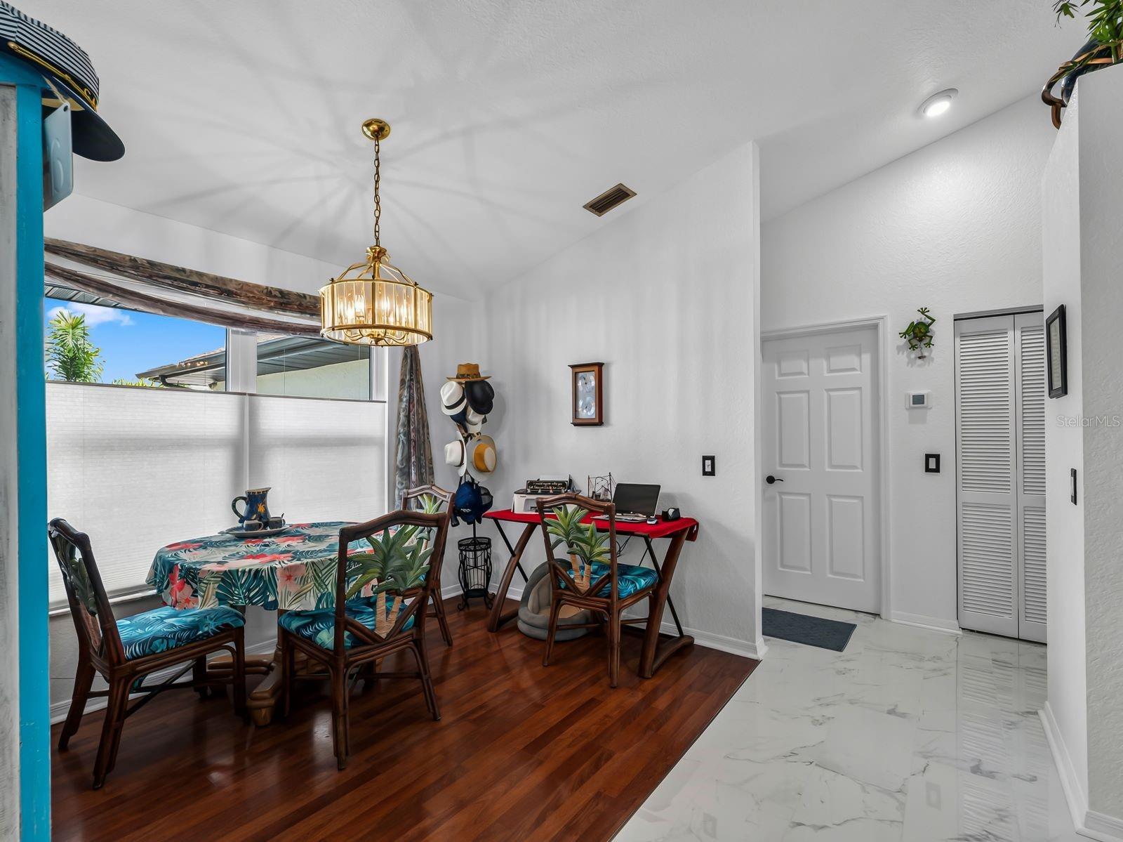 120 Cuiaba Dr Property Photo 13