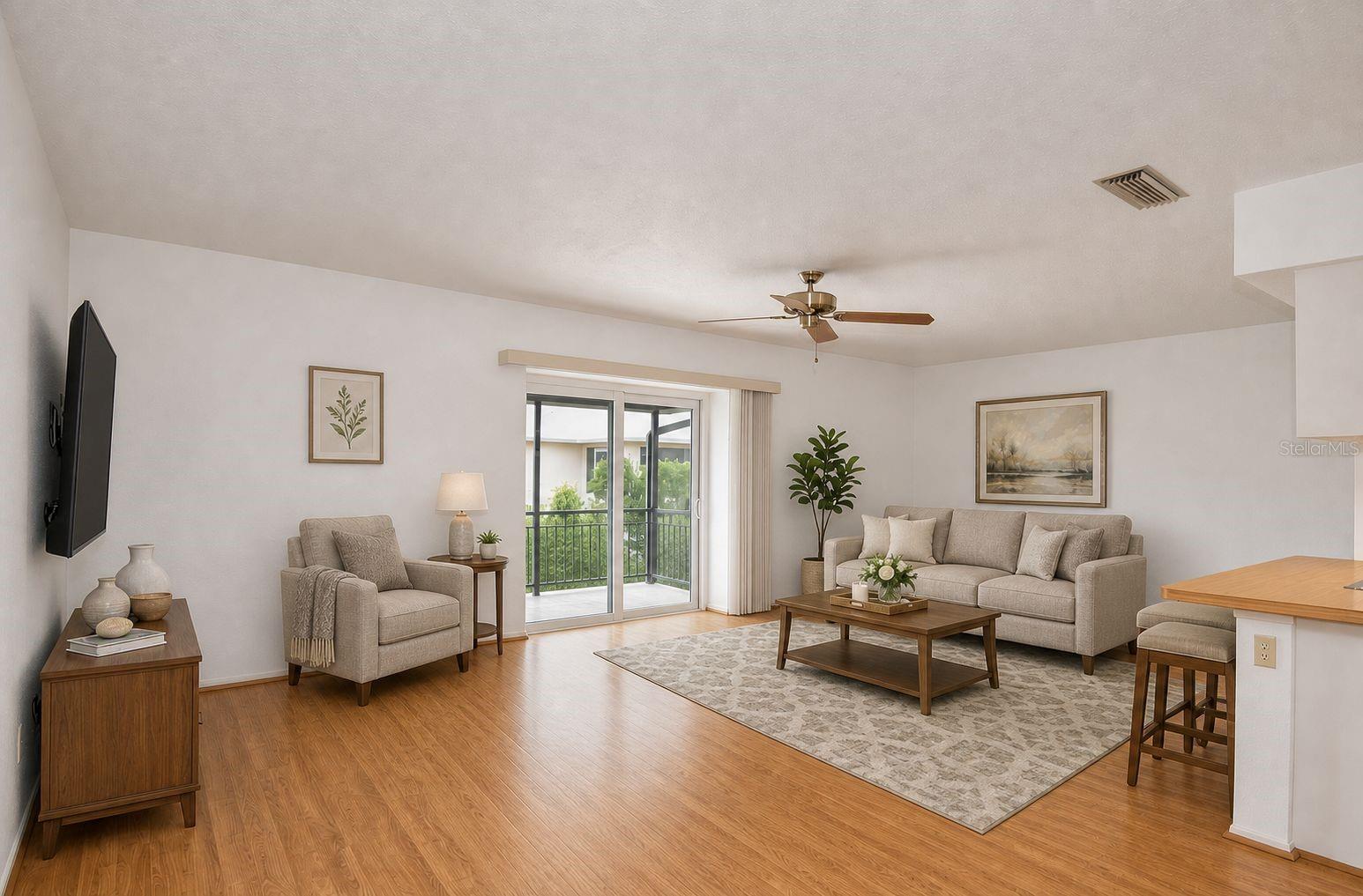 1379 Everest Rd Property Photo 4