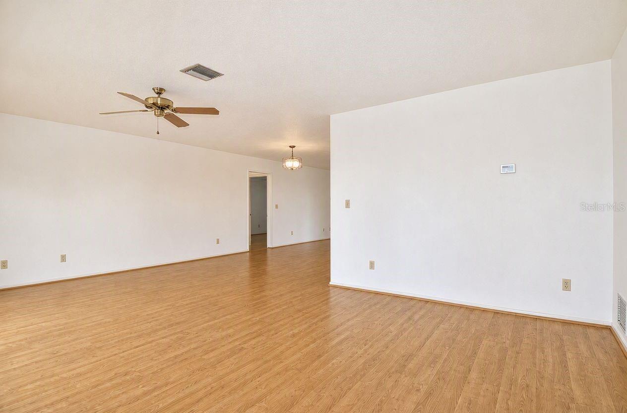 1379 Everest Rd Property Photo 11