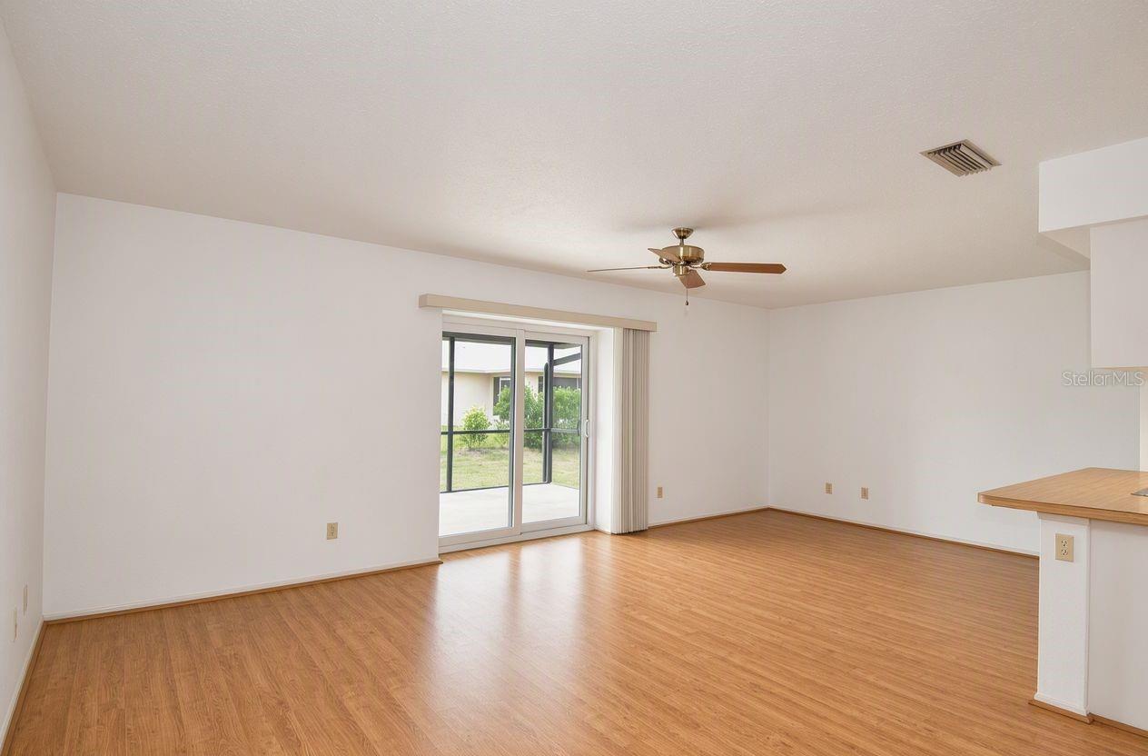 1379 Everest Rd Property Photo 17