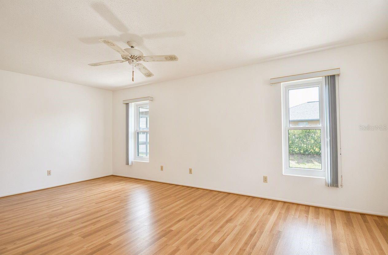 1379 Everest Rd Property Photo 21