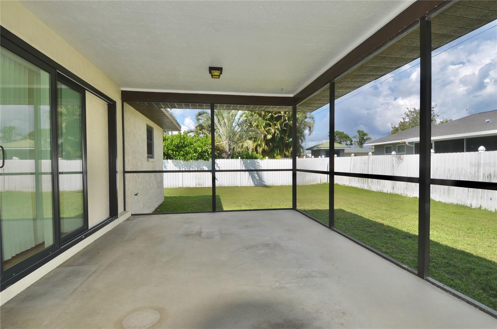 1379 Everest Rd Property Photo 30